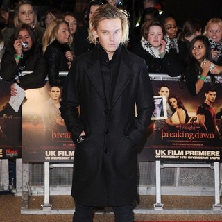 The Twilight Saga's Breaking Dawn Part I UK Film Premiere - Arrivals