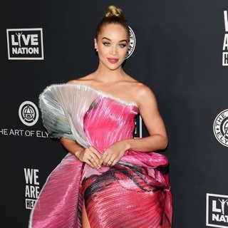 Jasmine Sanders