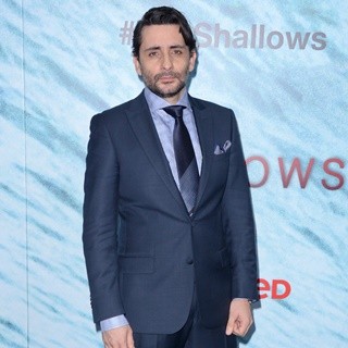 The New York Premiere of The Shallows