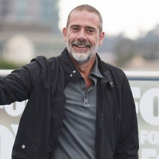 Jeffrey Dean Morgan