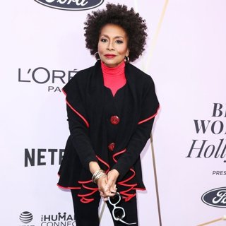 Jenifer Lewis