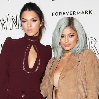WSJ. Magazine and Forevermark Host a Special Los Angeles Screening of Paper Towns
