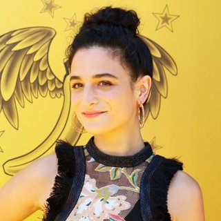 Jenny Slate in Despicable Me 3 Los Angeles Premiere - Arrivals