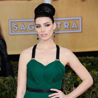 Jessica Pare in 19th Annual Screen Actors Guild Awards - Arrivals