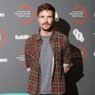 Joe Dempsie