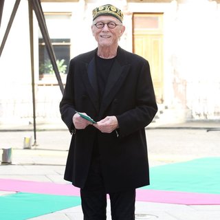 John Hurt in Royal Academy Summer Preview Party 2015 - Arrivals