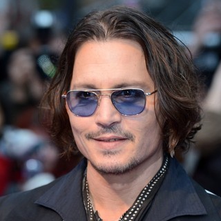 UK Premiere of Dark Shadows - Arrivals