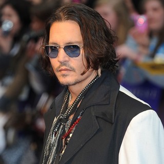 UK Premiere of Dark Shadows - Arrivals
