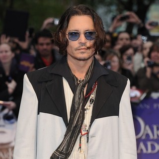 UK Premiere of Dark Shadows - Arrivals