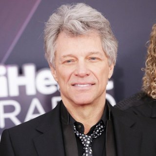 Jon Bon Jovi, Bon Jovi in 2018 iHeartRadio Music Awards - Arrivals