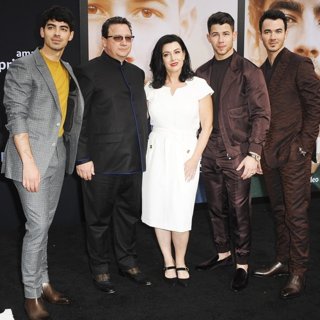 World Premiere of Jonas Brothers' Chasing Happiness