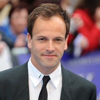 UK Premiere of Dark Shadows - Arrivals