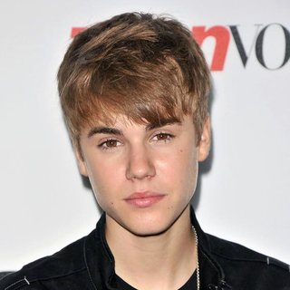 Teen Vogue Premiere of Monte Carlo - Arrivals
