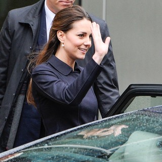 kate middleton Picture 296 - Duchess of Cambridge Leaves The Charity ...