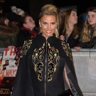 The Hunger Games: Mockingjay, Part 2 UK Film Premiere - Arrivals