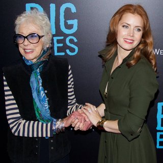 New York Premiere of Big Eyes - Red Carpet Arrivals