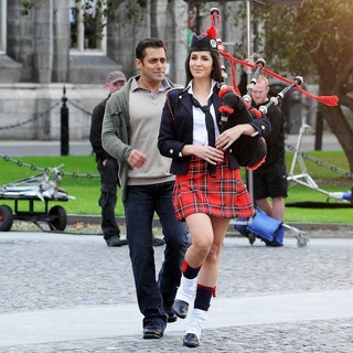 A Dance Scene Is Filmed on The Set of Ek Tha Tiger