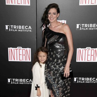 New York Premiere of Warner Bros. Pictures' The Intern - Red Carpet Arrivals