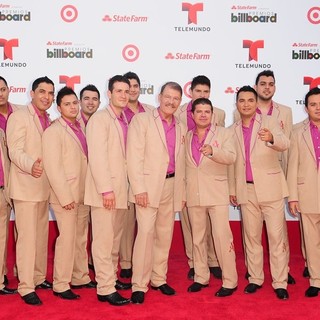 La Arrolladora Banda El Limon