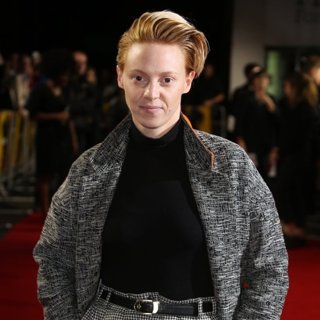 La Roux