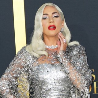 A Star Is Born Los Angeles Premiere - Arrivals