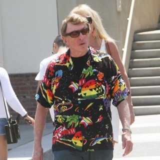 Larry Cohen