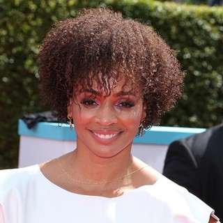 Latarsha Rose
