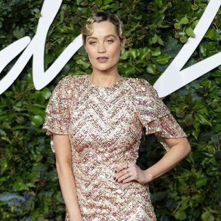 Laura Whitmore