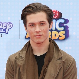 Leo Howard