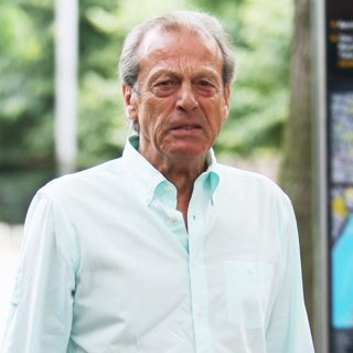 Leslie Grantham