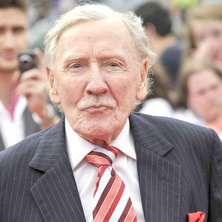 Leslie Phillips