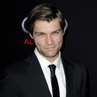 Liam McIntyre