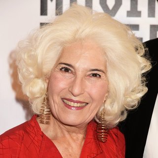 Linda LeRoy