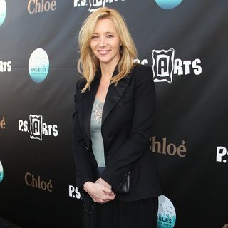 Lisa Kudrow in Annual Los Angeles Modernism Show Opening Night Party - Arrivals