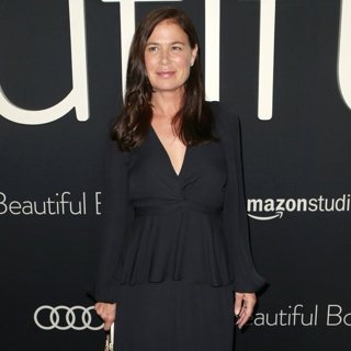 Maura Tierney