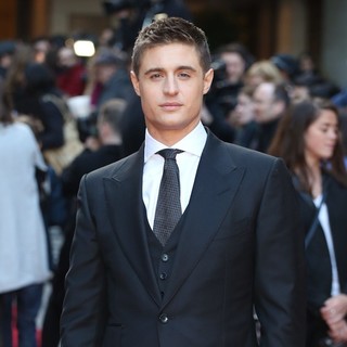 Max Irons