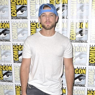 Max Thieriot