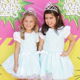 Rosie McClelland, Sophia Grace in Nickelodeon's 26th Annual Kids' Choice Awards - Arrivals