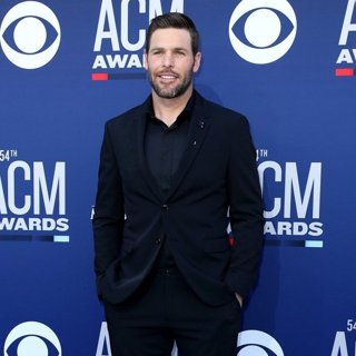 Mike Fisher Pictures, Latest News, Videos.