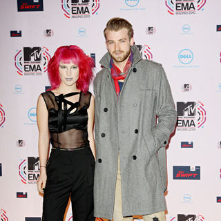 Hayley Williams in MTV Europe Music Awards 2010 - Arrivals