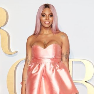 A Star Is Born UK Premiere - Arrivals
