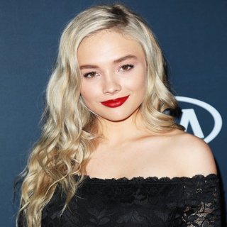 Natalie Alyn Lind