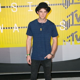 Nathaniel Buzolic
