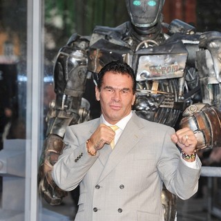 Real Steel - UK Film Premiere - Arrivals