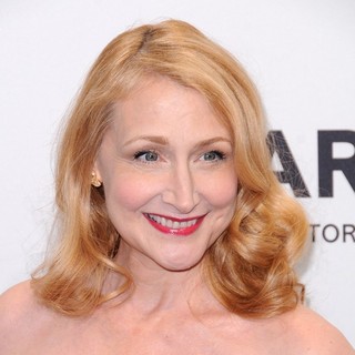 Patricia Clarkson Picture 40 - 2012 Vanity Fair Oscar Party - Arrivals