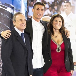 Florentino Perez, Cristiano Ronaldo, Maria Dolores dos Santos Aveiro in Cristiano Ronaldo Signs New Five-Year Deal with Real Madrid