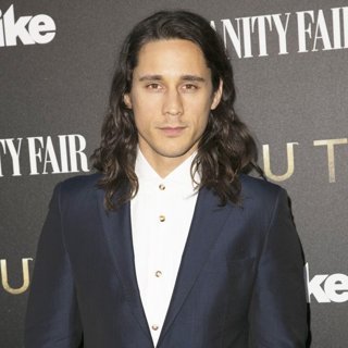 Peter Gadiot