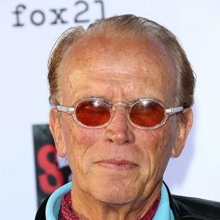 Peter Weller