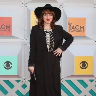 Renee Felice Smith