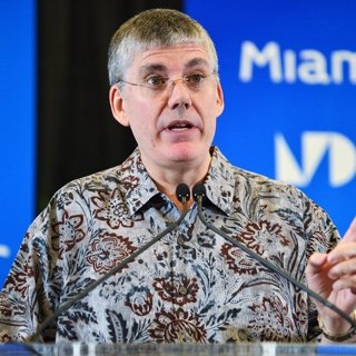 Rick Riordan